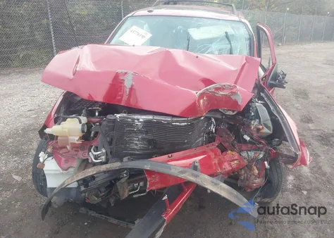 2011 Ford Escape Xlt z USA, uszkodzony, nr VIN 1FMCU9DG9BKC21337